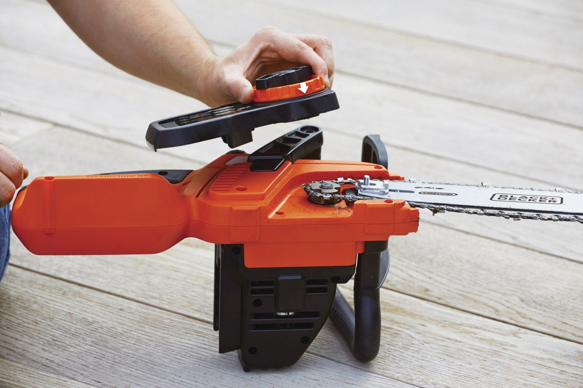 Eletrosserra 36V 2.0Ah Lítio 30cm refª GKC3630L20 BLACK DECKER