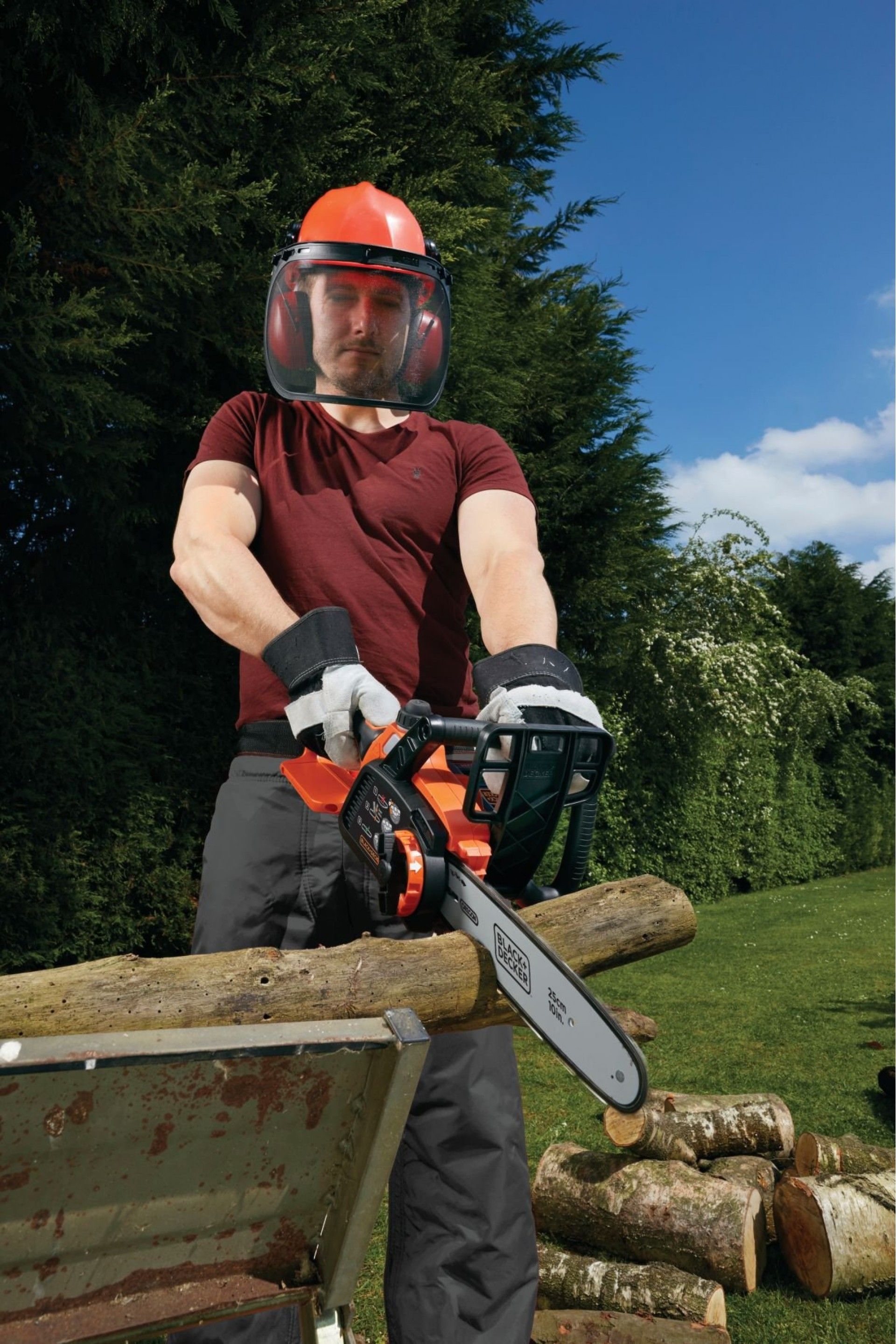 Eletrosserra 18V 2.0Ah Lítio 25cm refª GKC1825L20 BLACK DECKER