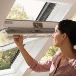 Janela de telhado manual basculante 55x98mm branca ref GGL2070CK04 Velux