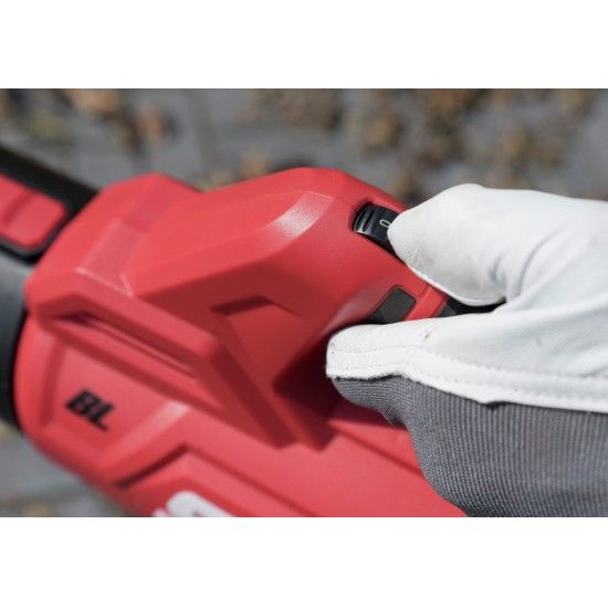 Soprador de jardim sem fio «Brushless» 0330 CA  refª GB1E0330CA Skil Soprador de jardim sem fio «Brushless» 0330 CA  refª GB1E0330CA Skil