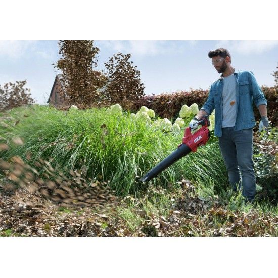Soprador de jardim sem fio «Brushless» 0330 CA  refª GB1E0330CA Skil Soprador de jardim sem fio «Brushless» 0330 CA  refª GB1E0330CA Skil