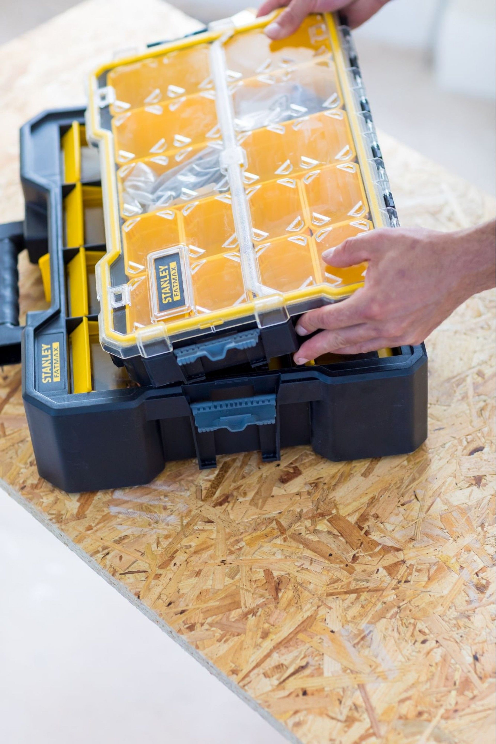 ORGANIZADOR FMST81077-1 VERTICAL FATMAX STANLEY