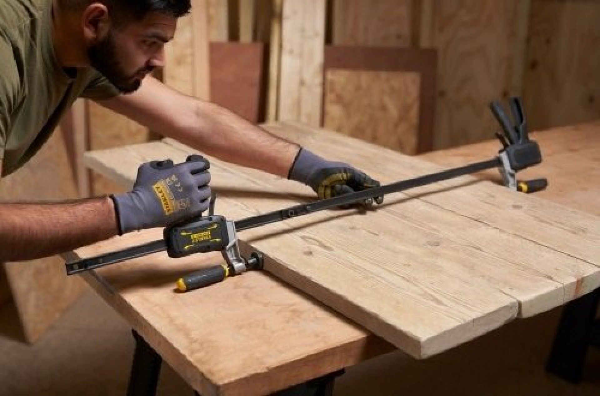 Grampo Stanley 300mm Hibrido Fatmax FMHT83006-0