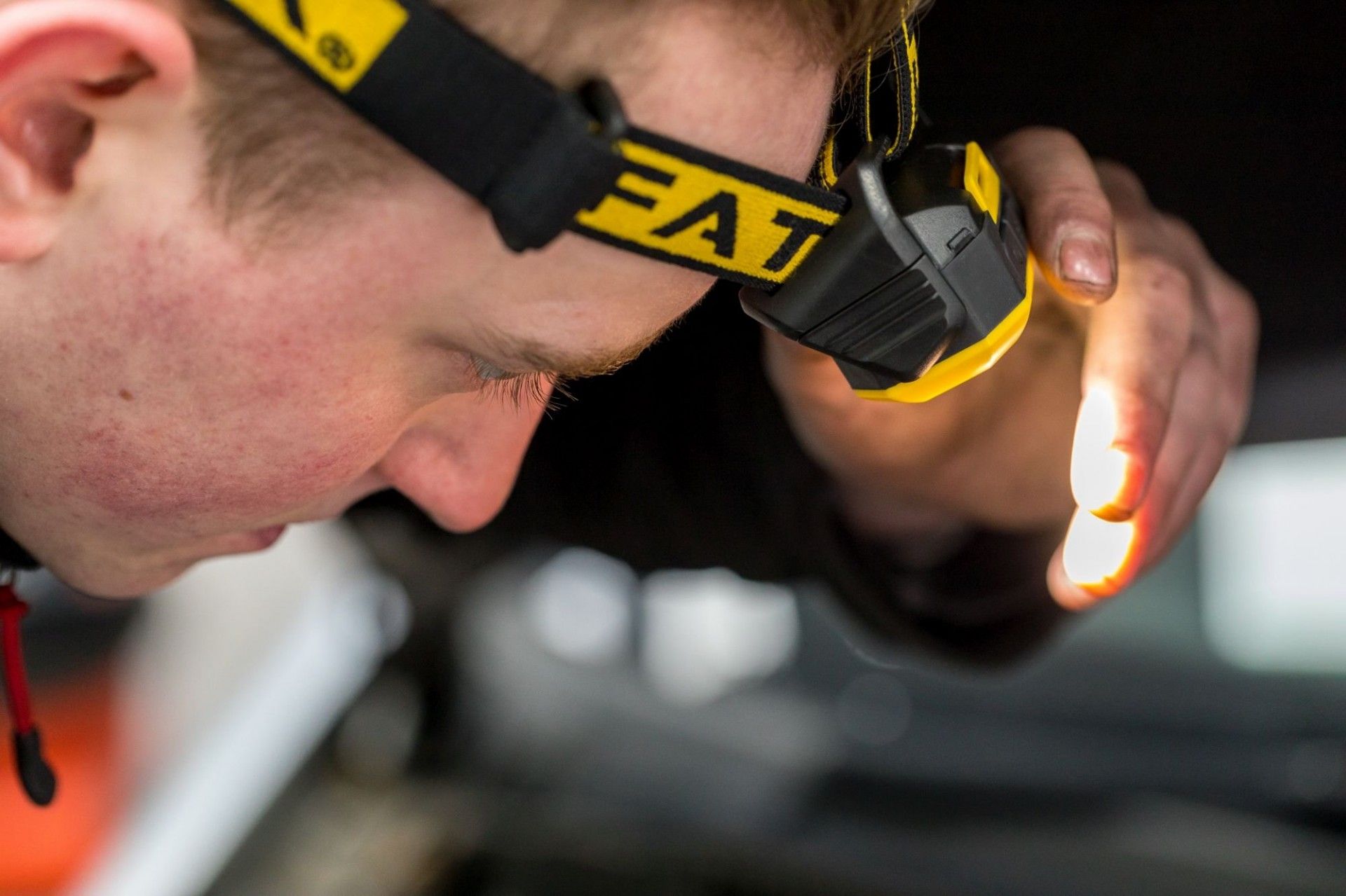 Lanterna frontal refª FMHT81509-0 STANLEY