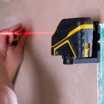 Nível laser em cruz - VERMELHO.Pilhas alcalinas refª FMHT77585-1 STANLEY Nível laser em cruz - VERMELHO.Pilhas alcalinas refª FMHT77585-1 STANLEY