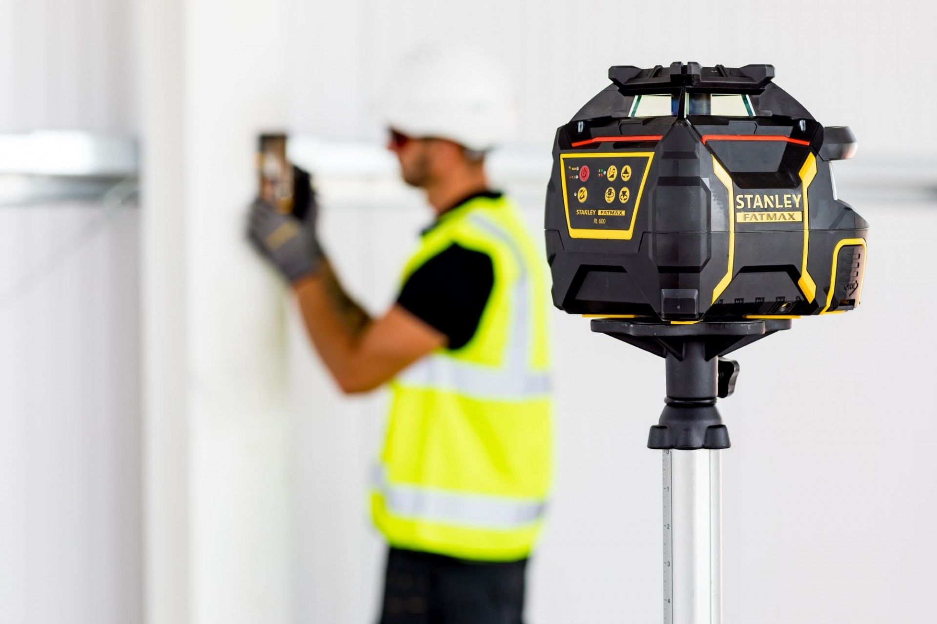 Nível a laser rotativo 400m - Vermelho - Bateria de lítio recarregável refª FMHT77449-1 STANLEY