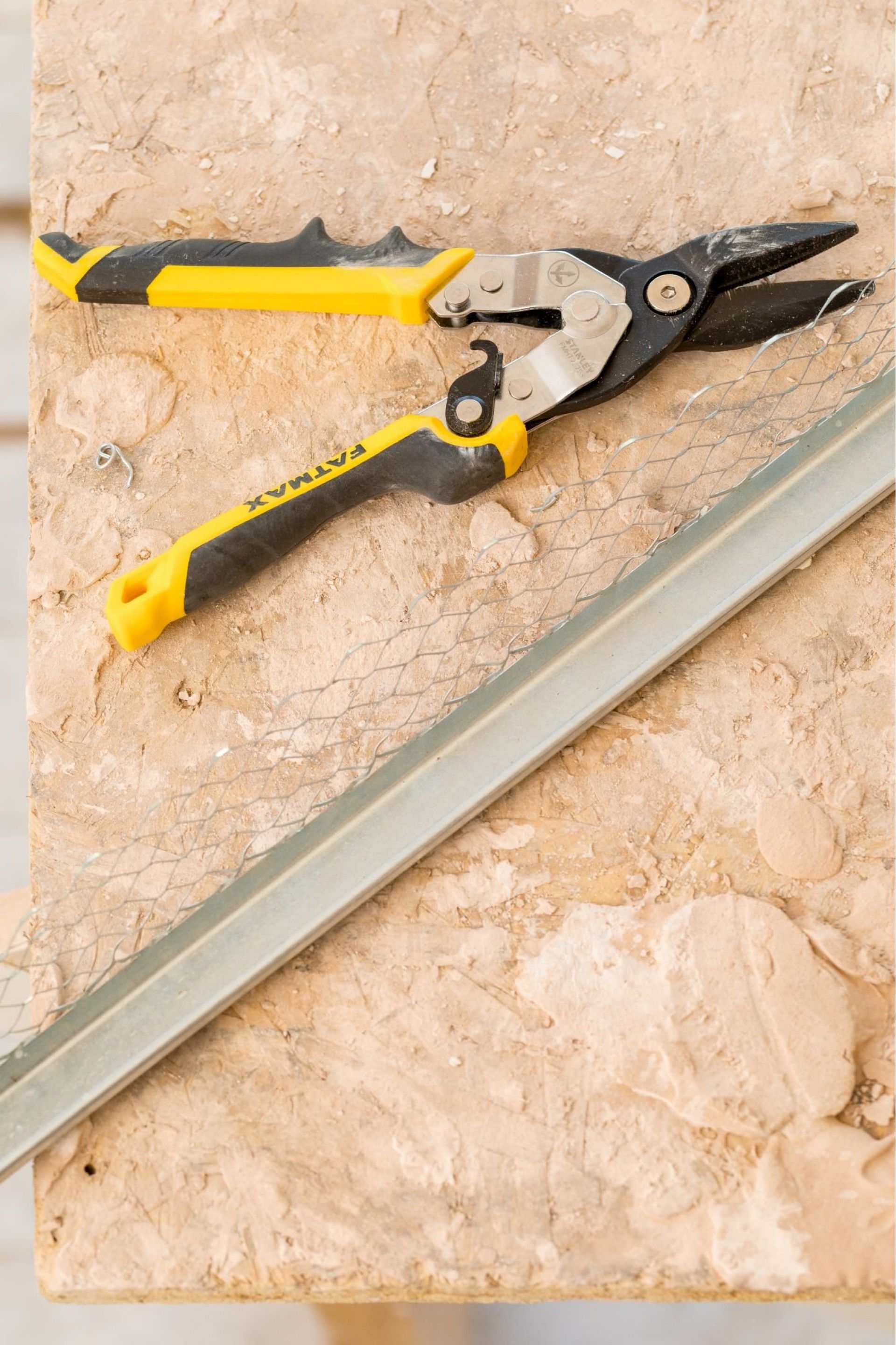 Tesoura Corta Chapas Corte reto FatMax Pro - ERGO - refª FMHT73756-0 STANLEY