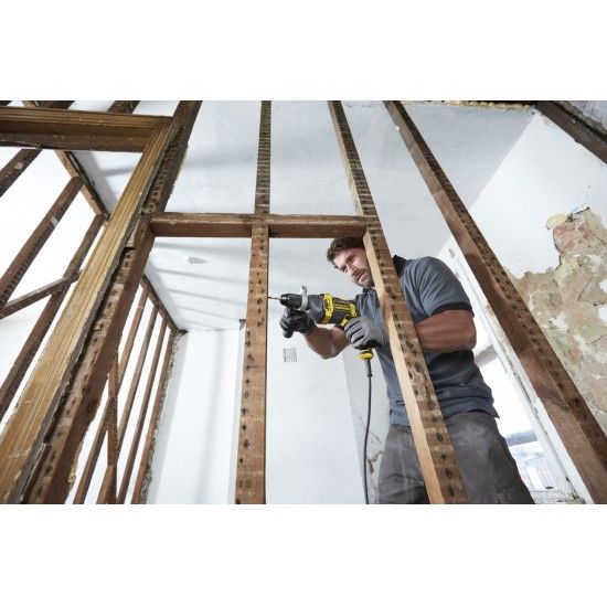 Berbequim c/percusso 850W 2 Velocidades ref FMEH850K-QS STANLEY