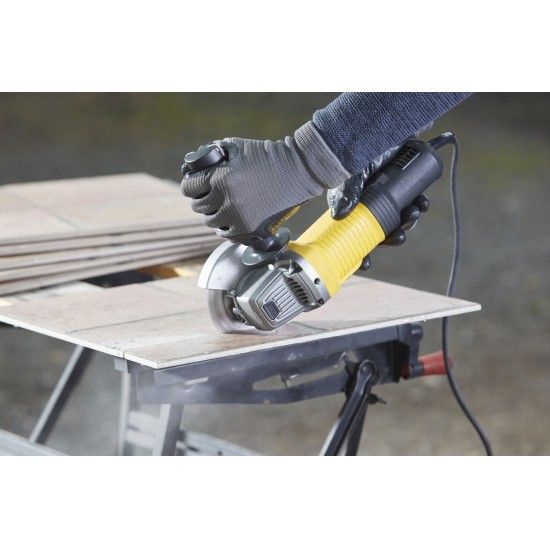 MINI-Rebarbadora de 850W 125mm COM MALETA refª FMEG220K-QS STANLEY MINI-Rebarbadora de 850W 125mm COM MALETA refª FMEG220K-QS STANLEY