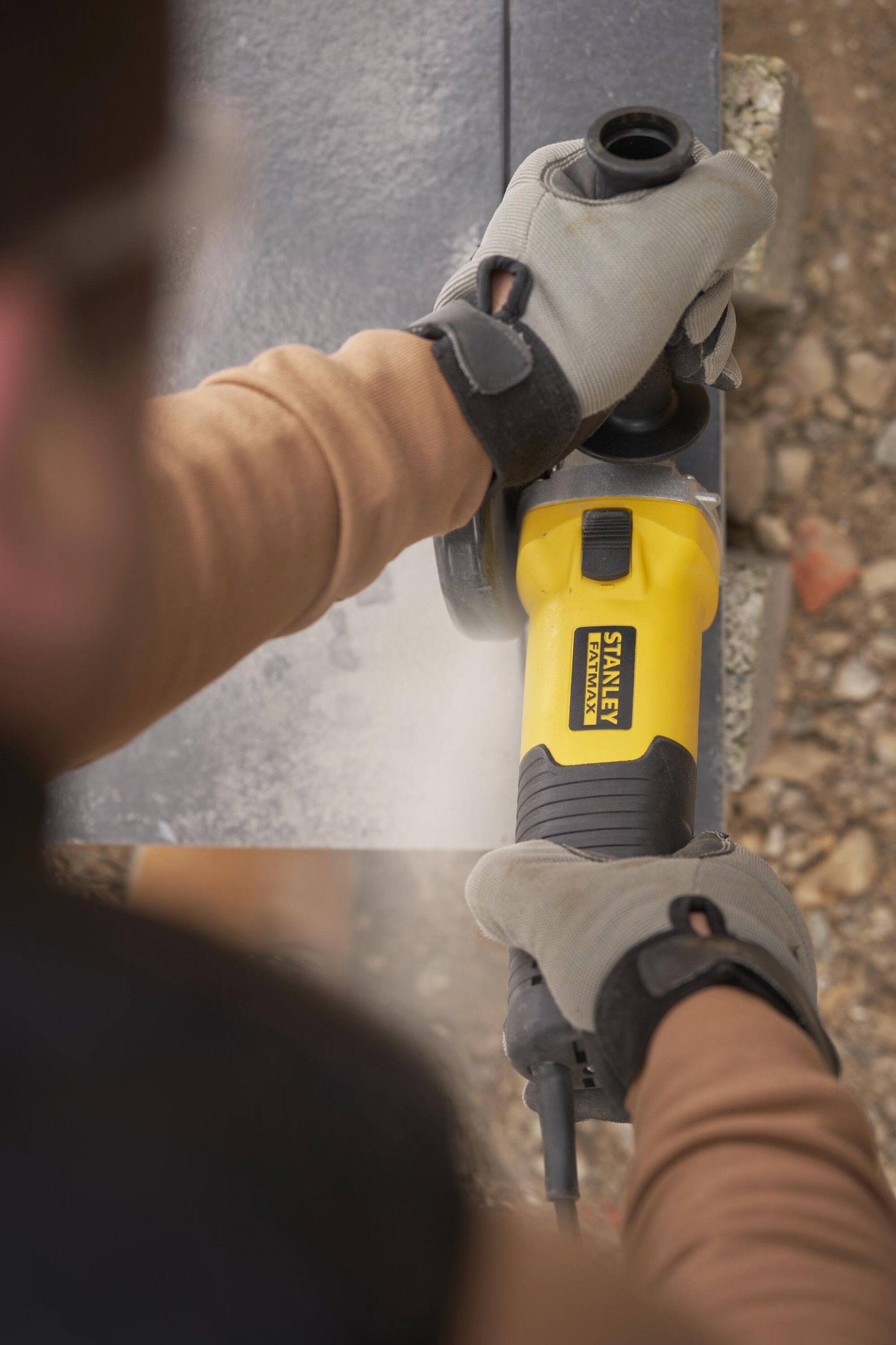 REBARBADORA 1100w 125mm FMEG225VS-QS STANLEY