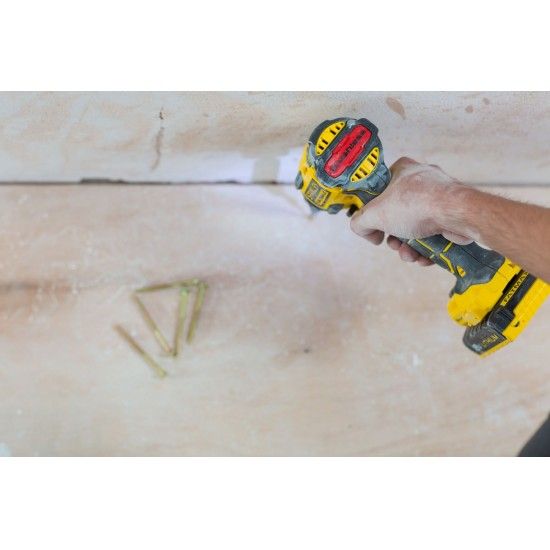 Aparafusadora de impacto sem escova 18V 2.0 Ah FATMAX® refª FMC647D2-QW STANLEY Aparafusadora de impacto sem escova 18V 2.0 Ah FATMAX® refª FMC647D2-QW STANLEY