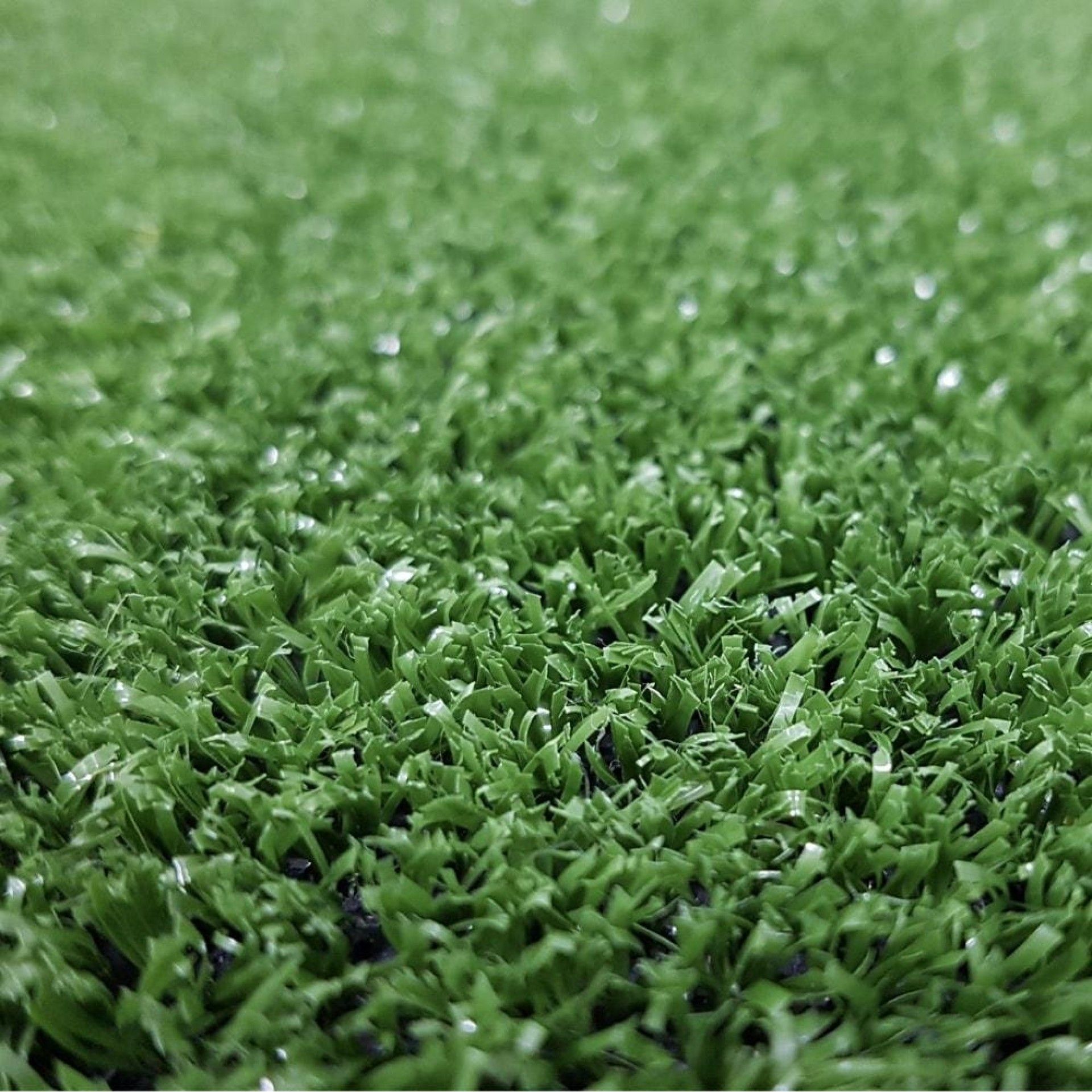 Relva artificial rolo 7mm 1x5m cor verde modelo: lubeck nortene refª 75820 NOVAR