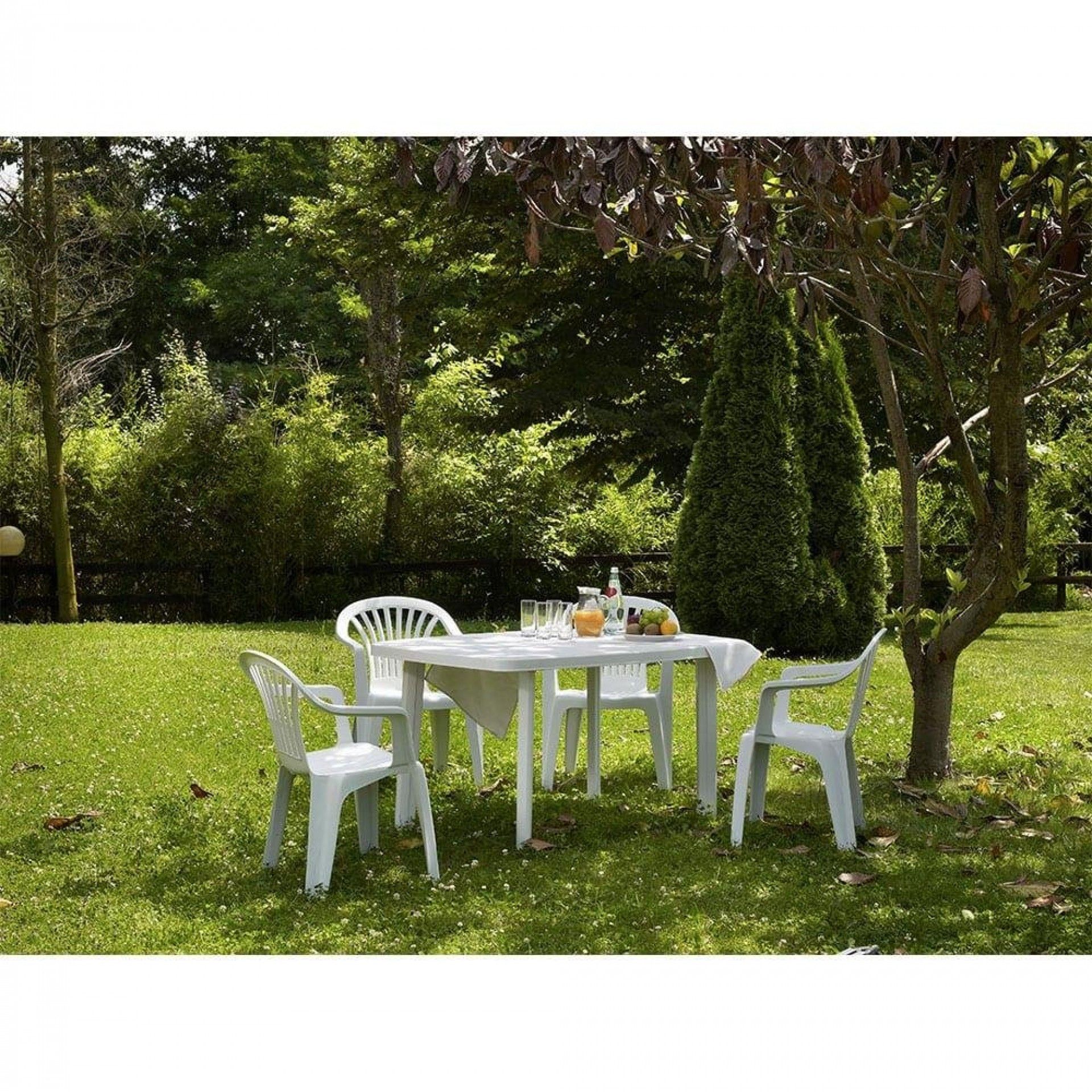 Mesa oval para ao ar livre. cor: branco 72x137x85cm refª 75311 IPAE PROGARDEN