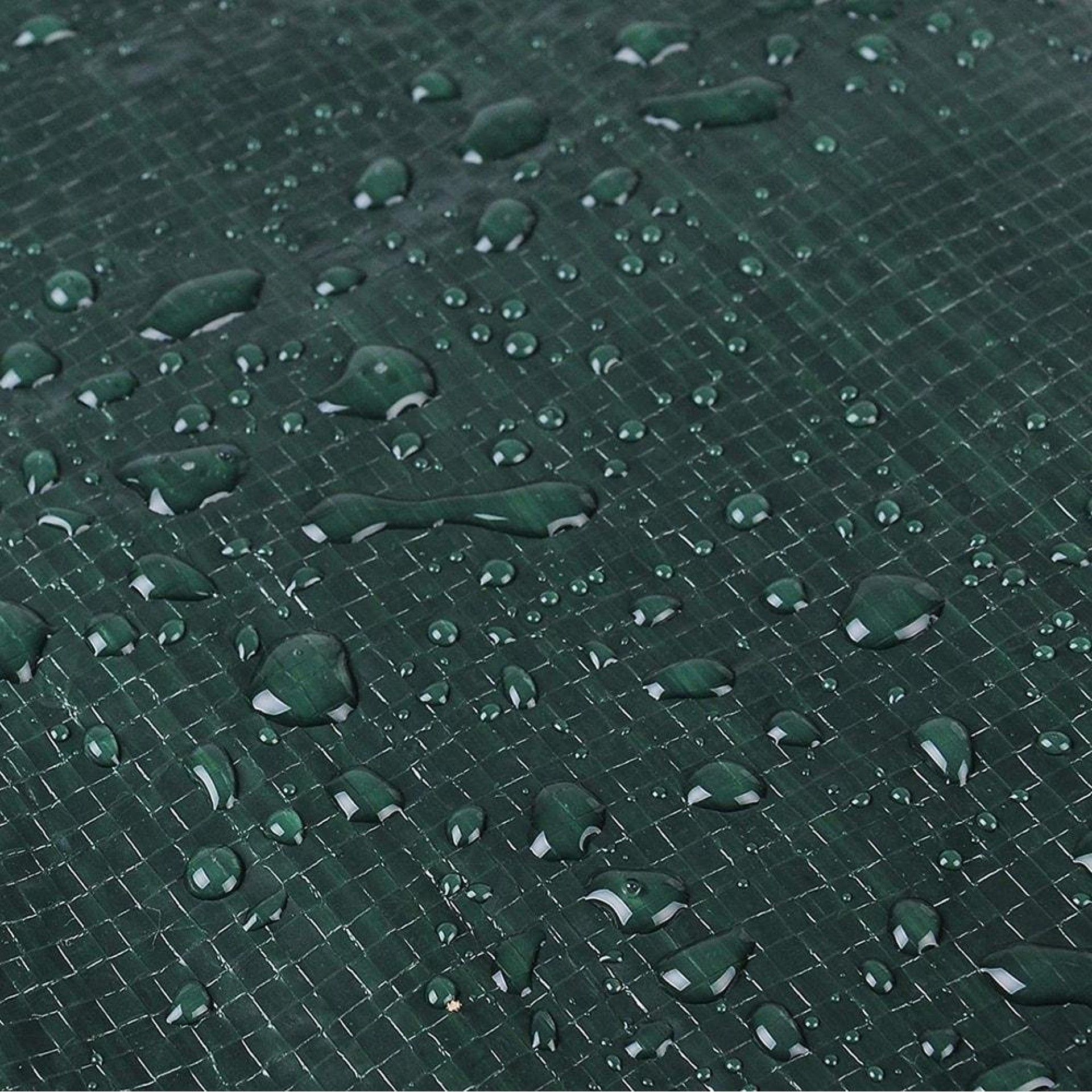 Capa protetora para mesa e cadeiras 130x79x71cm 100g/m² refª 74679 ALTADEX