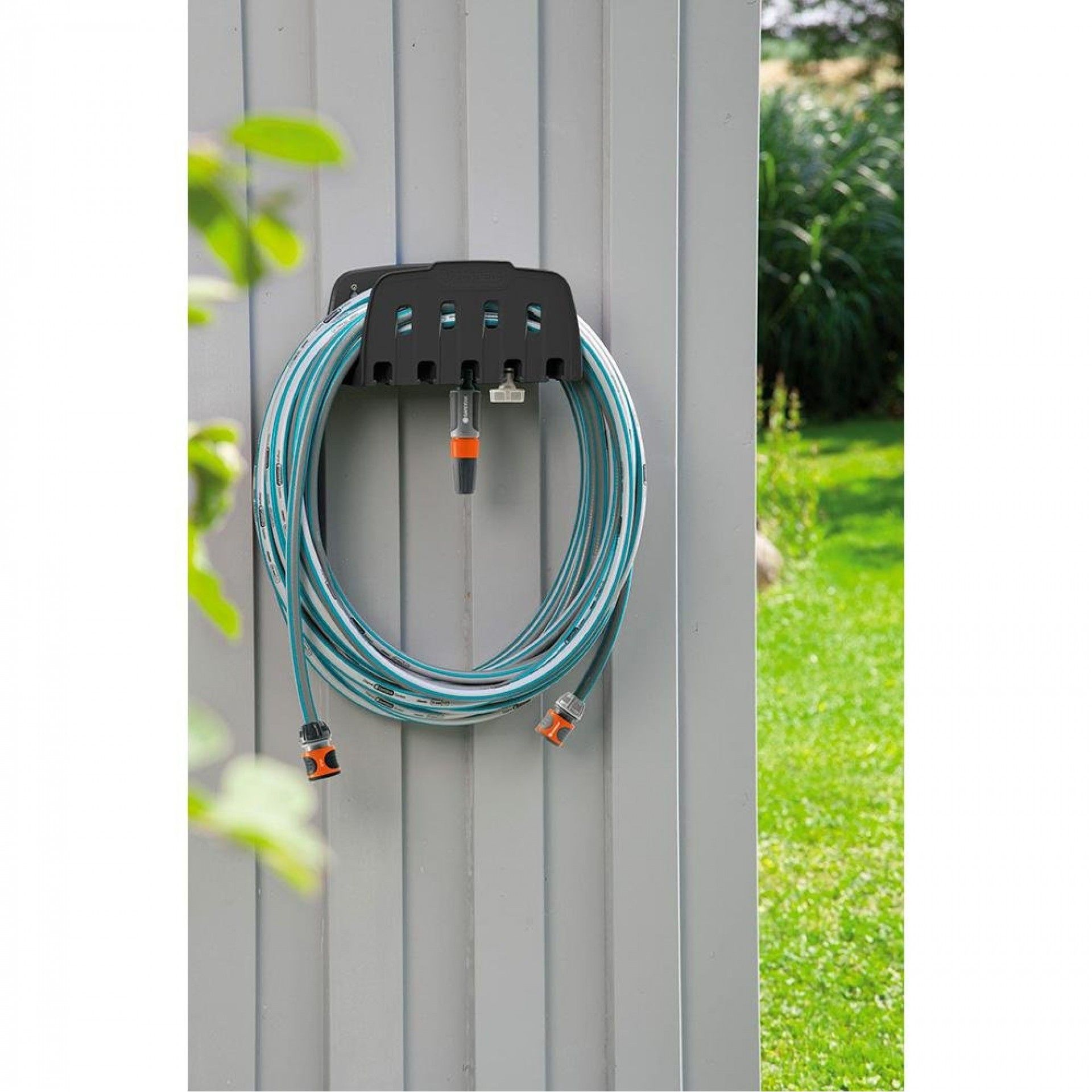 Suporte de parede para mangueira. modelo pequeno refª 74364 GARDENA