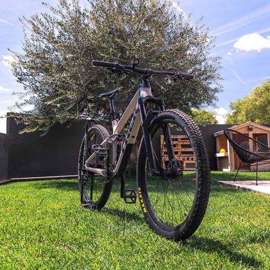 Lanterna de bicicleta/frontal de led 180lm refª 36153 EDM Lanterna de bicicleta/frontal de led 180lm refª 36153 EDM