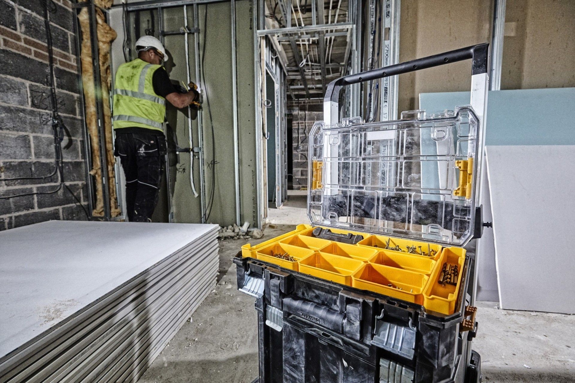 Organizador com tampa transparente TSTAK V vedação refª DWST82968-1 DEWALT