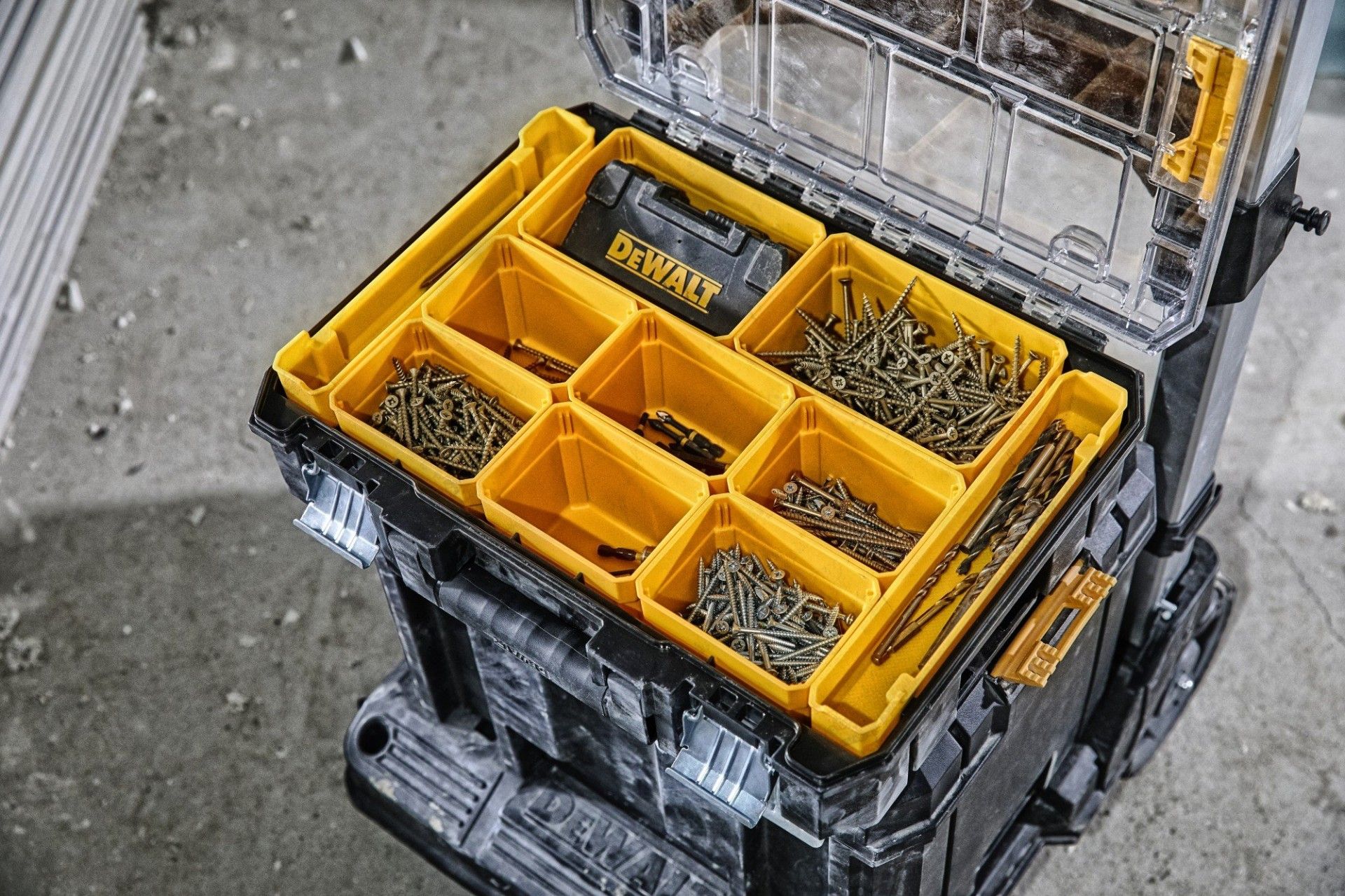 Organizador com tampa transparente TSTAK V vedação refª DWST82968-1 DEWALT