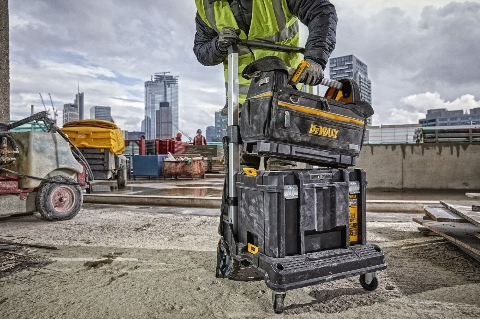 Bolsa aberta TSTAK refª DWST82990-1 DEWALT