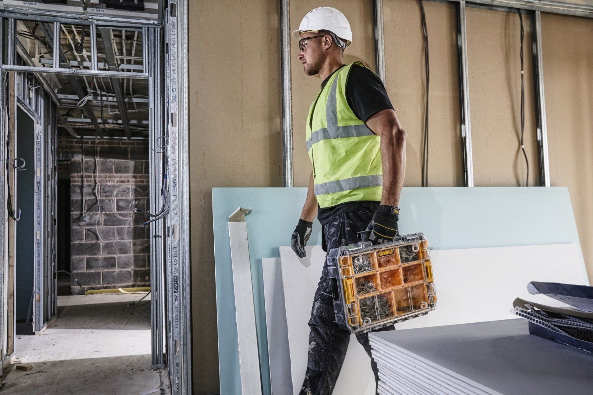 Organizador com tampa transparente TSTAK V vedação refª DWST82968-1 DEWALT