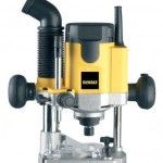 Tupia 1.100 W ref DW621-QS DEWALT