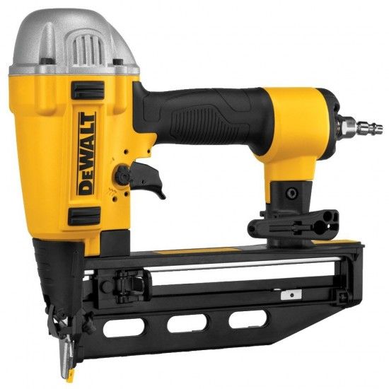 Pregadora de Acabamento 16Ga refª DPN1664PP-XJ DEWALT Pregadora de Acabamento 16Ga refª DPN1664PP-XJ DEWALT