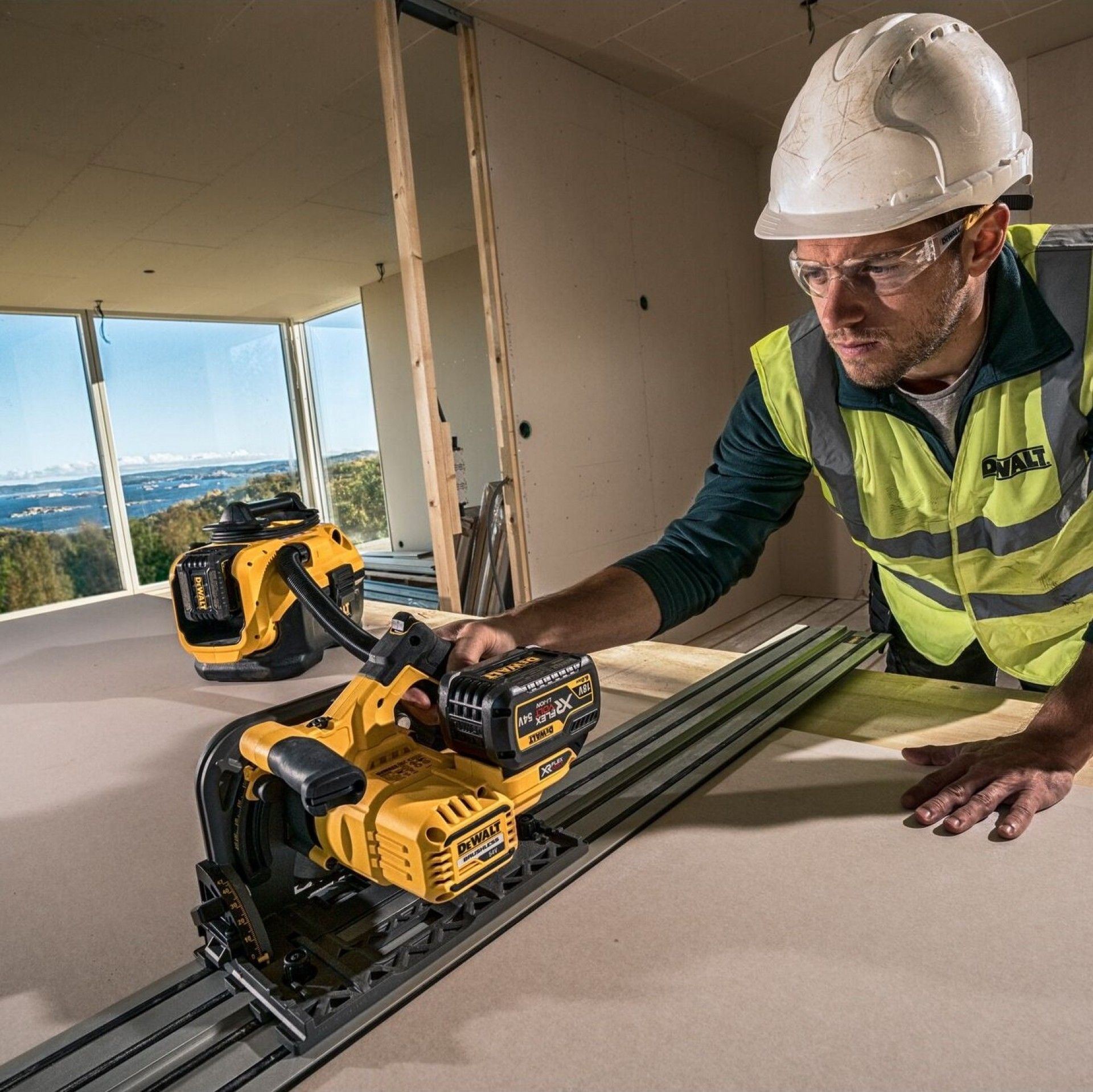 Aspirador 18V refª DCV584L-QW DEWALT