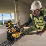 Serra de Inciso sem escovas XR FLEXVOLT 54V ref DCS520T2-QW DEWALT