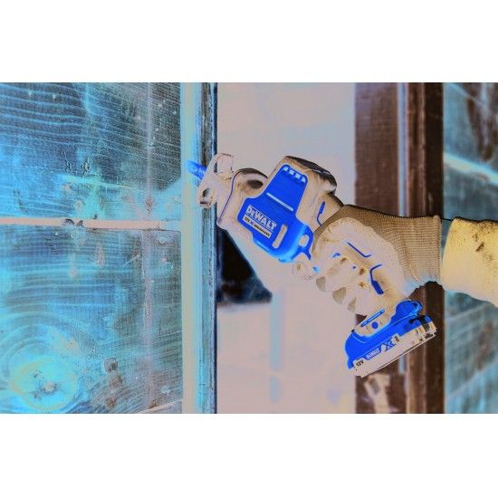 Mini-Serra Sabre XR 12V Li-Ion 2Ah ref DCS312D2-QW DEWALT