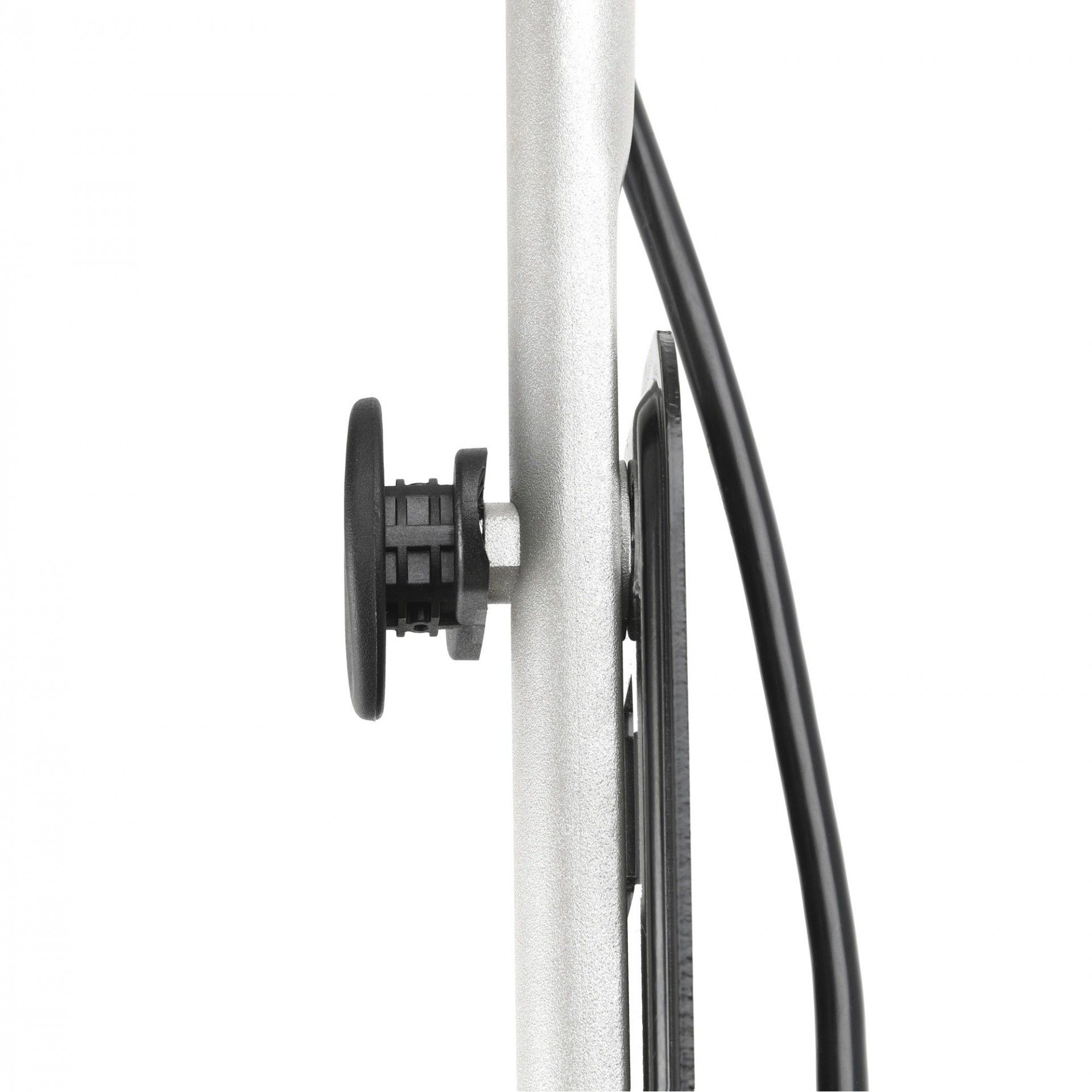 Corta-relvas sem escovas XR 2x18V refª DCMW564N-XJ DEWALT