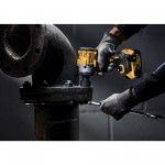 Chave impacto DCF921P2T-QW 18v 2x5.0ah Brushless DEWALT Chave impacto DCF921P2T-QW 18v 2x5.0ah Brushless DEWALT