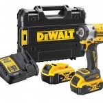 Chave impacto DCF921P2T-QW 18v 2x5.0ah Brushless DEWALT Chave impacto DCF921P2T-QW 18v 2x5.0ah Brushless DEWALT