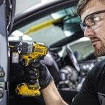 DCF601D2-QW Aparafusadora sem escovas XR 12V Li-Ion 2Ah ref DCF601D2-QW DEWALT