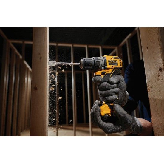 DCD701D2-QW Aparafusadora sem escovas XR 12V Li-Ion 2Ah refª DCD701D2-QW DEWALT DCD701D2-QW Aparafusadora sem escovas XR 12V Li-Ion 2Ah refª DCD701D2-QW DEWALT