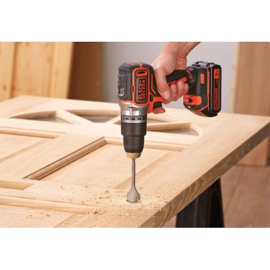 Aparafusadora com Percussão Brushless 18V 1.5Ah com 2 baterias e mala refª BL188KB BLACK DECKER Aparafusadora com Percussão Brushless 18V 1.5Ah com 2 baterias e mala refª BL188KB BLACK DECKER