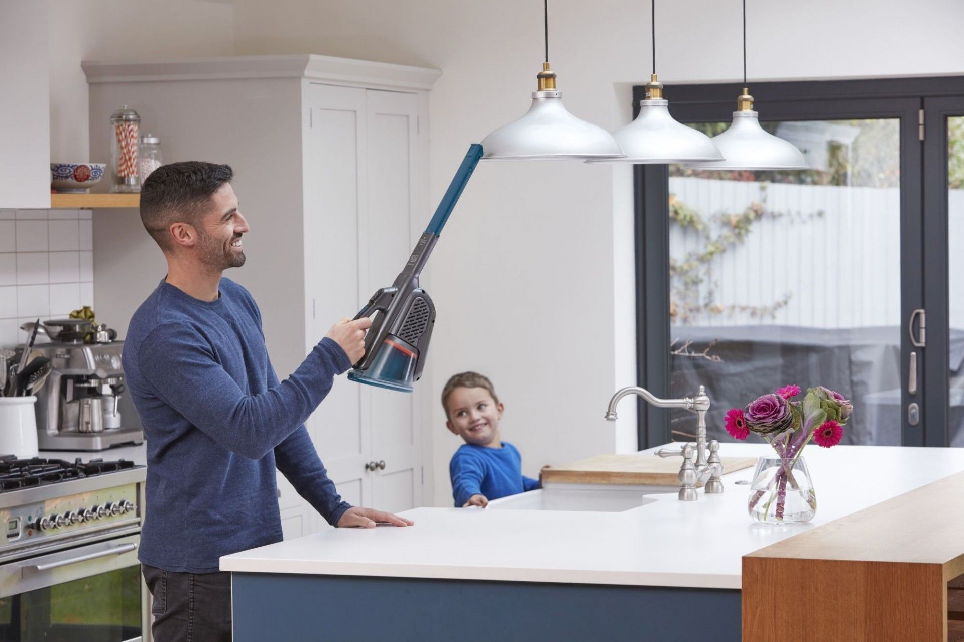 Aspirador de mão 12V 2Ah LITIO refª BHHV320J BLACK DECKER