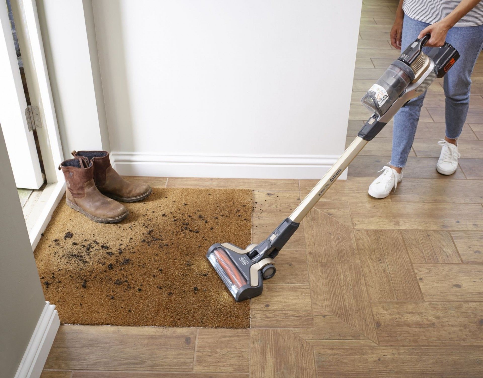 Aspirador de escova 4en1 36V POWERSERIES Extreme com mecanismo digital refª BHFEV36B2D BLACK DECKER