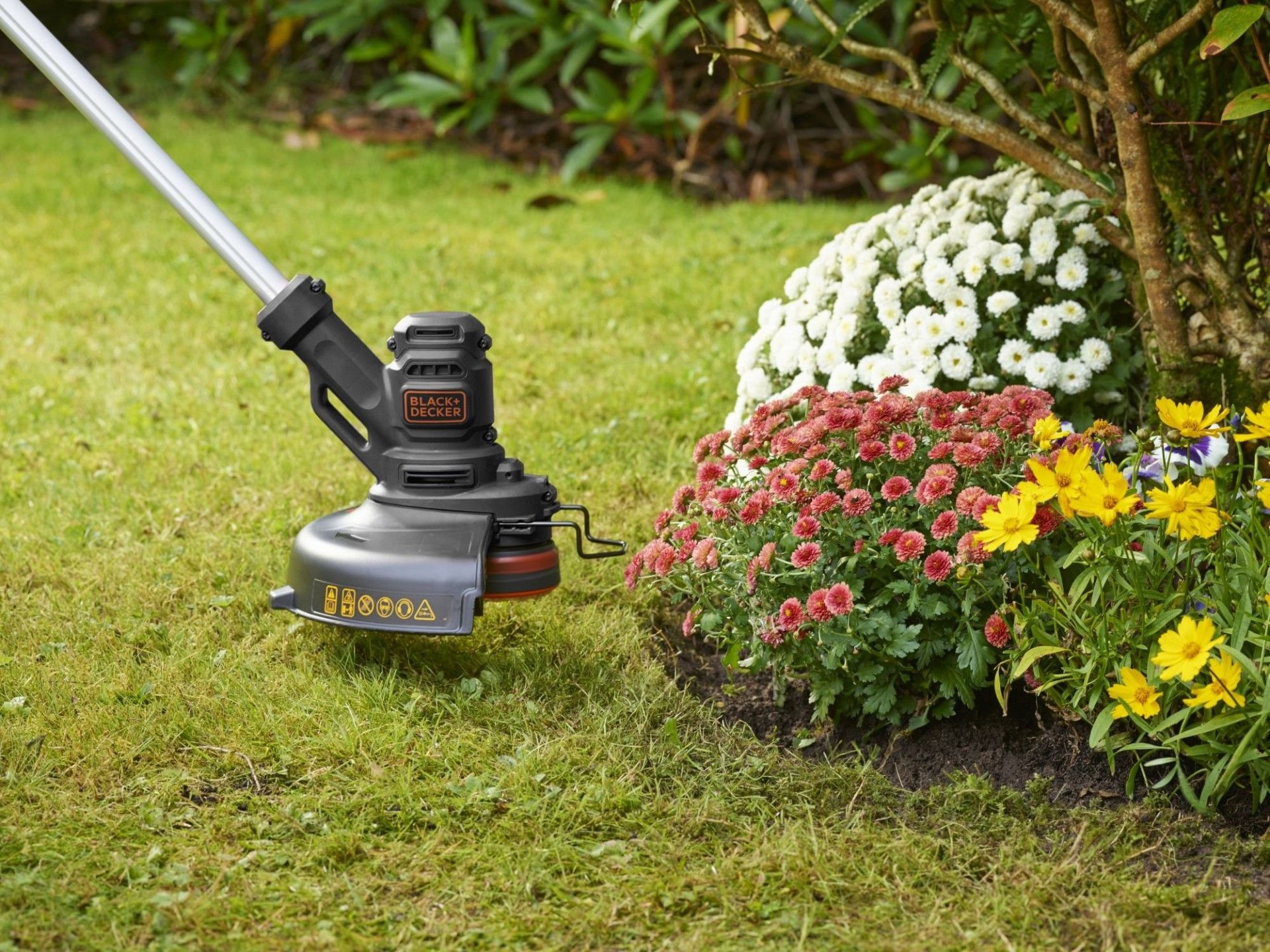 Aparador POWERCOMMAND 450W 25cm refª BESTE625 BLACK DECKER