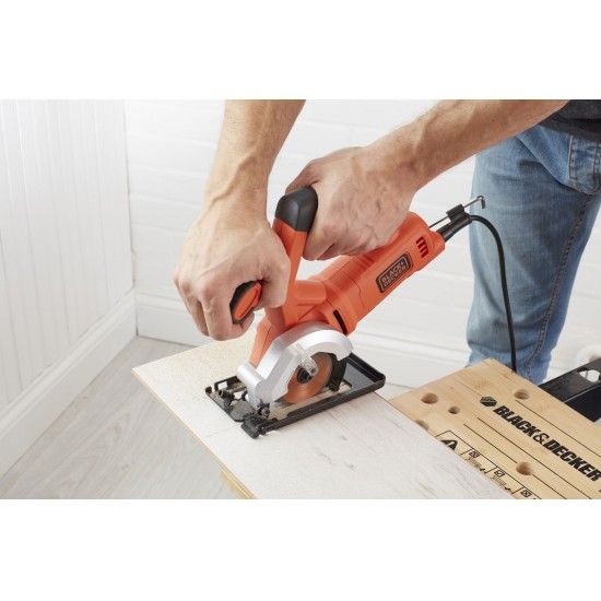 Serra Circular 400W 85mm com 2 discos refª BES510-QS BLACK DECKER Serra Circular 400W 85mm com 2 discos refª BES510-QS BLACK DECKER