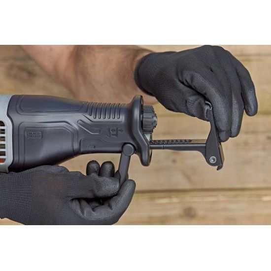 Serra Sabre 750W com acessrio para podar e 2 lminas ref BES301 BLACK DECKER