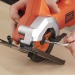 Serra Circular 400W 85mm com 2 discos refª BES510-QS BLACK DECKER Serra Circular 400W 85mm com 2 discos refª BES510-QS BLACK DECKER