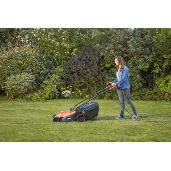 Corta-Relvas 1600W 38cm com punho ergonómico refª BEMW471BH BLACK DECKER Corta-Relvas 1600W 38cm com punho ergonómico refª BEMW471BH BLACK DECKER