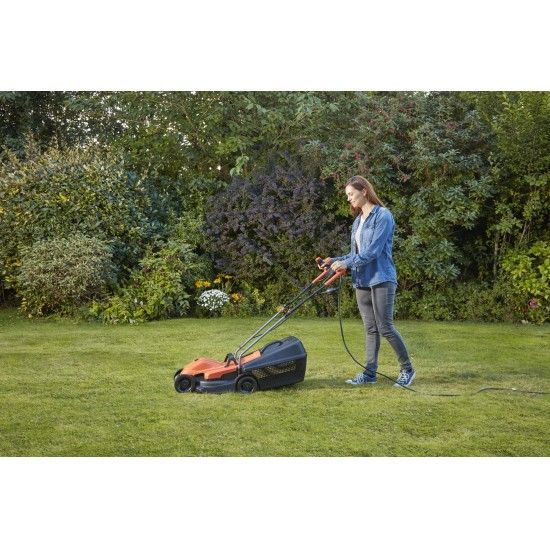 Corta-Relvas 1200W 32cm com punho ergonómico refª BEMW451BH BLACK DECKER Corta-Relvas 1200W 32cm com punho ergonómico refª BEMW451BH BLACK DECKER