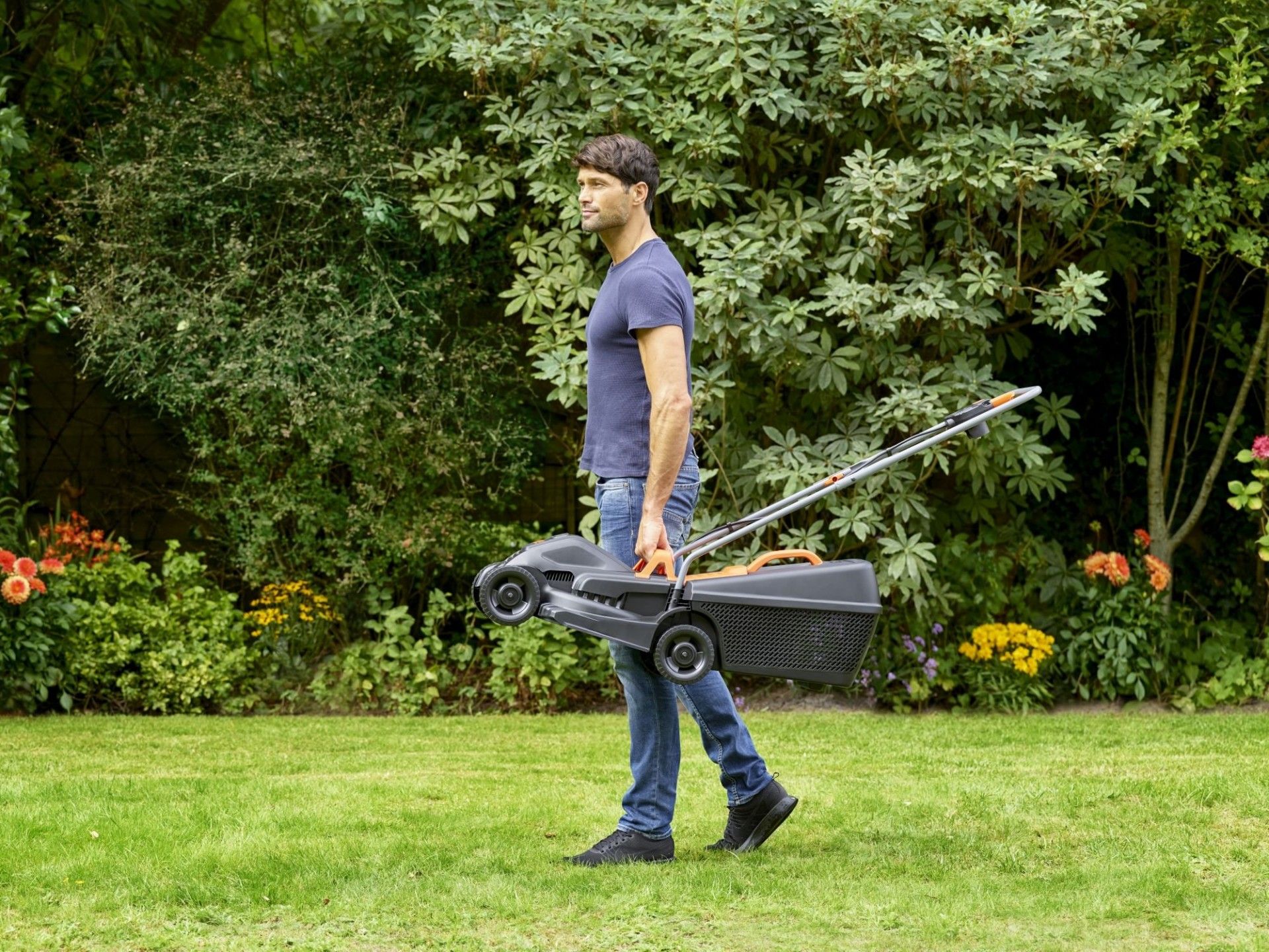 Corta-relvas 1000W 32cm refª BEMW351 BLACK DECKER