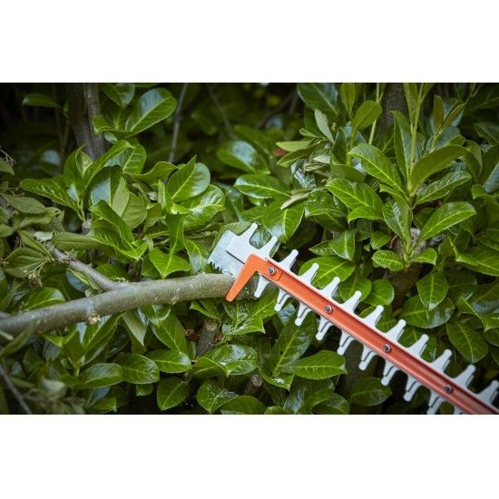 Corta-sebes 650W 60cm com cabeça rotativa + serra 5cm refª BEHTS551 BLACK DECKER Corta-sebes 650W 60cm com cabeça rotativa + serra 5cm refª BEHTS551 BLACK DECKER