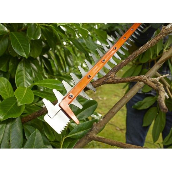 Corta-Sebes 550W 60CM com folha de serra refª BEHTS451 BLACK DECKER Corta-Sebes 550W 60CM com folha de serra refª BEHTS451 BLACK DECKER