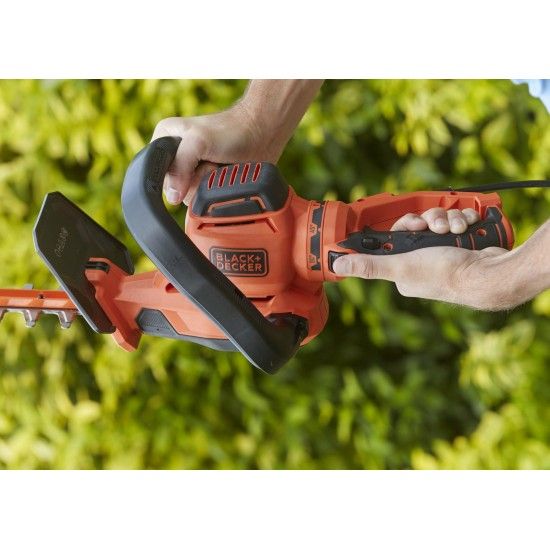 Corta-sebes 650W 60cm com cabeça rotativa + serra 5cm refª BEHTS551 BLACK DECKER Corta-sebes 650W 60cm com cabeça rotativa + serra 5cm refª BEHTS551 BLACK DECKER