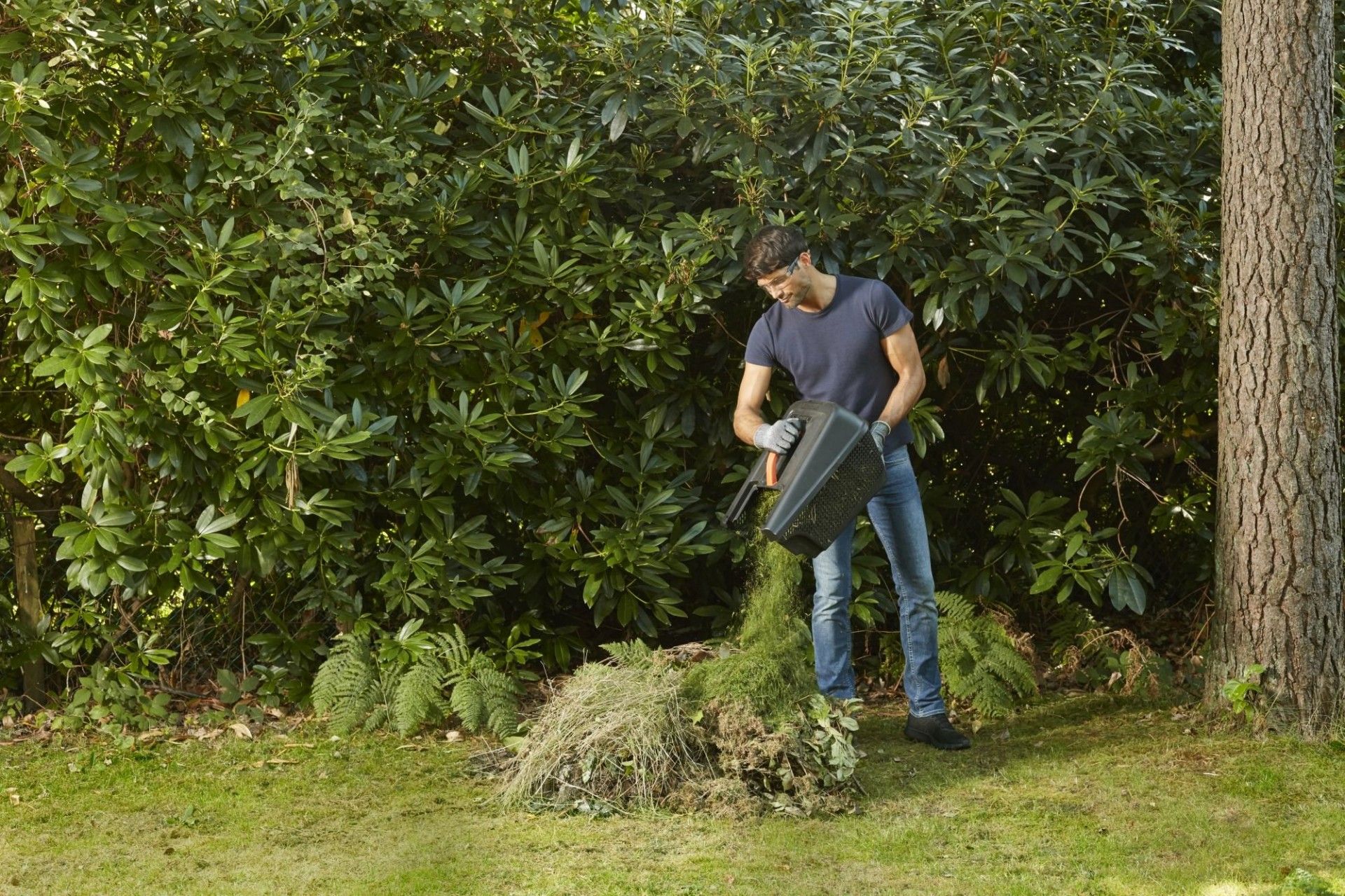 Corta-relvas 1000W 32cm refª BEMW351 BLACK DECKER