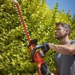 Corta-sebes 650W 60cm com cabea rotativa + serra 5cm ref BEHTS551 BLACK DECKER