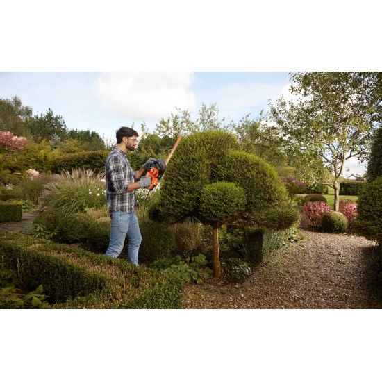 Corta-Sebes 500W 55CM com folha de serra refª BEHTS401 BLACK DECKER Corta-Sebes 500W 55CM com folha de serra refª BEHTS401 BLACK DECKER